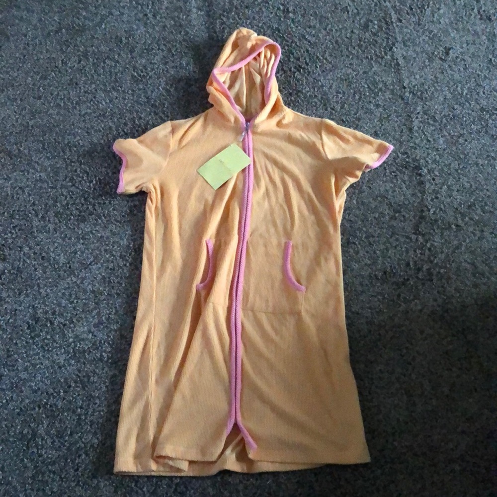 Stan Herman robe never worn